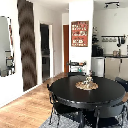 公寓 Japandi Fuer 2 I Nahe Mannheim, Schwetzingen *